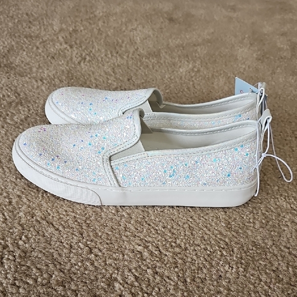 Kids Carey Sparkly Slip-On Sneakers Size 5 - Picture 1 of 5